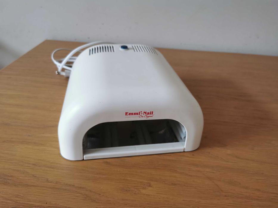 Emmi-nail Classic UV-уредба за втвърдяване на гел лак