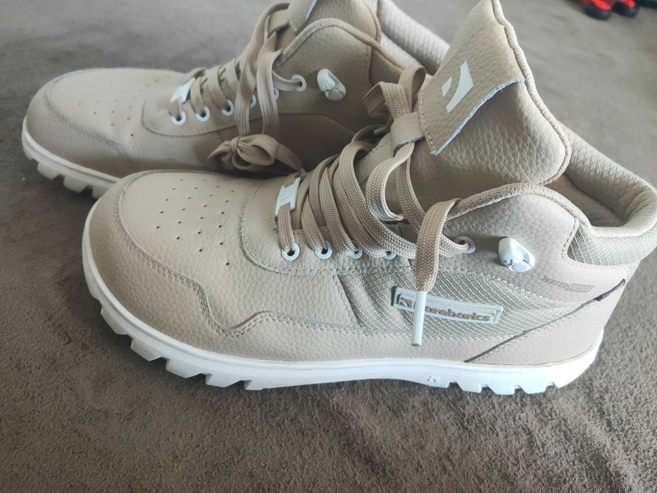 Barebarics BeLenka Urban Edge 43