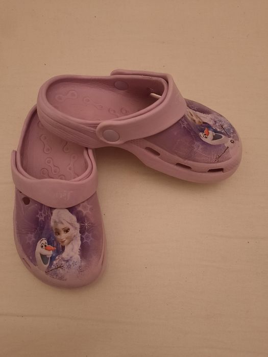 Slapi pentru fetite marimea 26-27