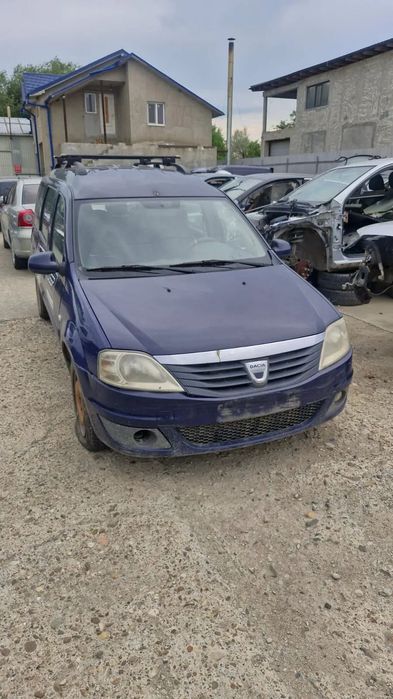 Dezmembram Dacia Logan MCV an 2012 motor 1.5 dci Euro 5