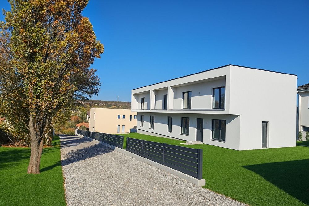 Vând casă la5min de centru