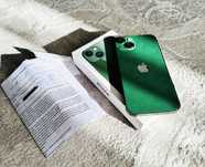 Айфон IPhone 13 на гарантии