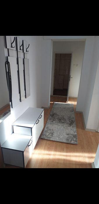 Închiriez ap.2 camere în Dimitrov