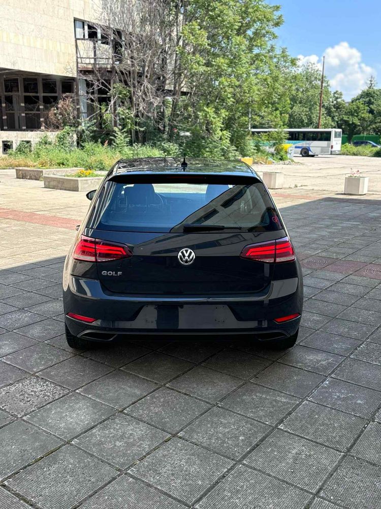 VW Голф 7.5 на части