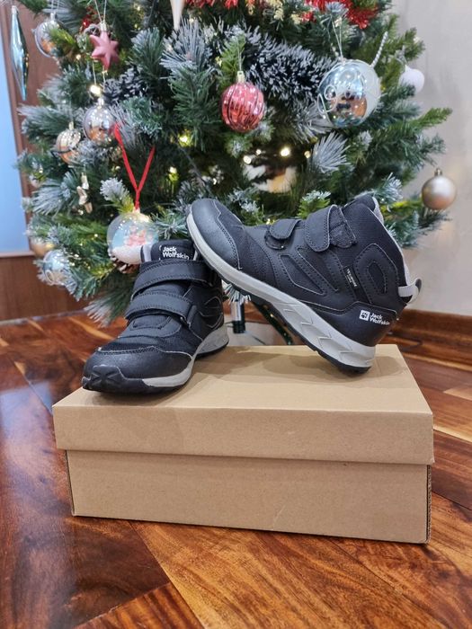 Непромокаеми боти JackWolfskin отлично състояние номер 35