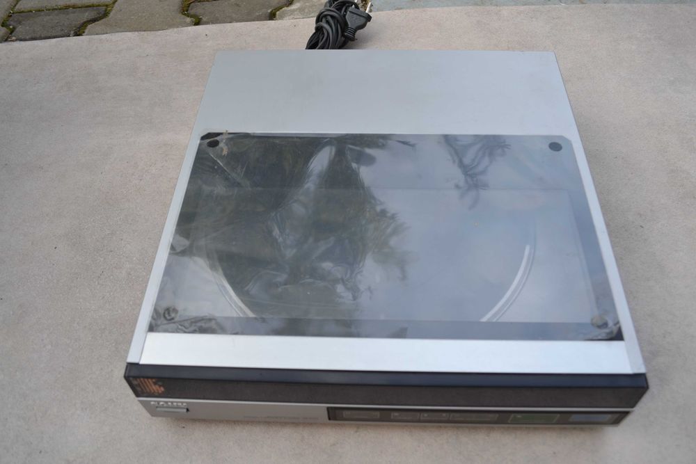 Pick up Sony PS FL 77