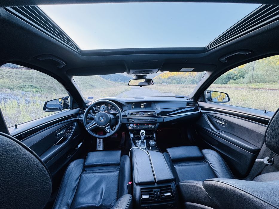 Bmw f 10 M550 xdrive / soft clouse / head up display / keyles go / ent