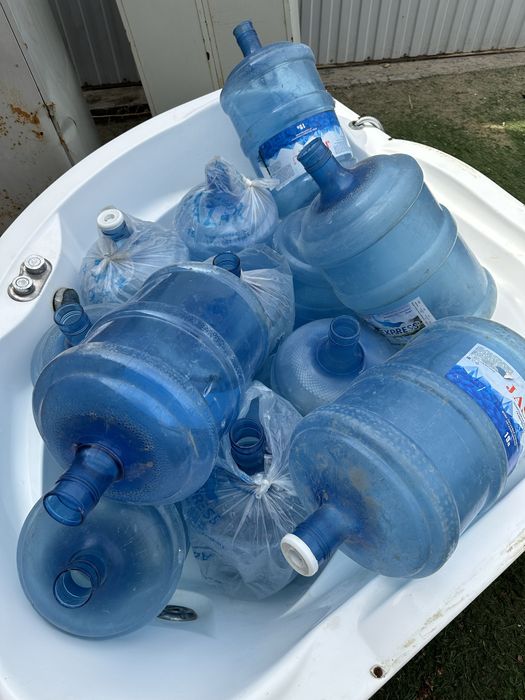 19 литровые бутылки