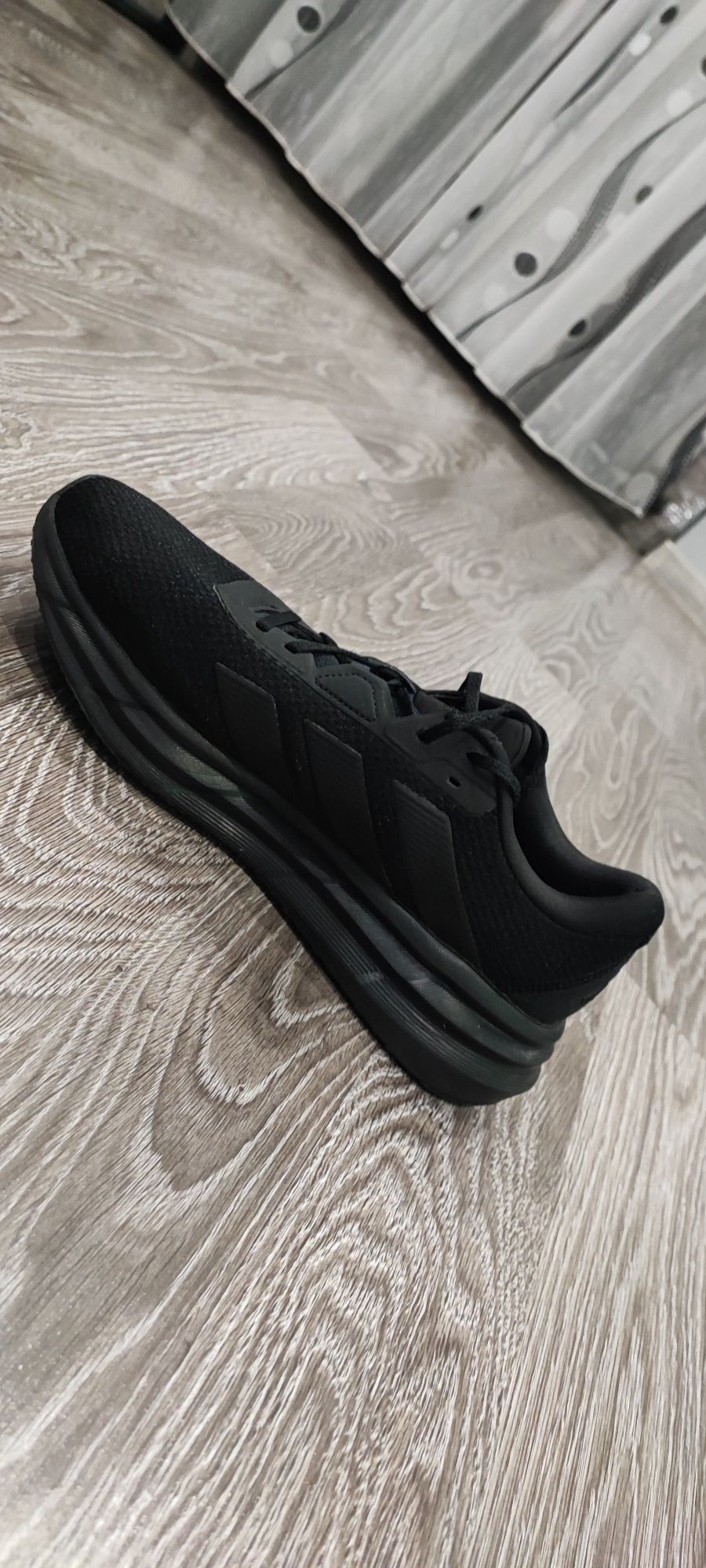 Adidas glaxy 7 / 44номер и 2/3