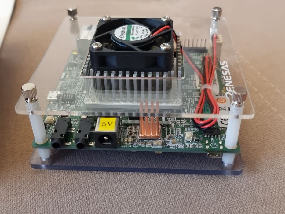 Renesas R-Car Starter kit Pro (m3) made in japan