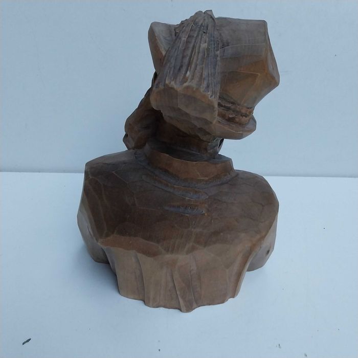 НАЙ ДОБРАТА ОФЕРТА Стара немска дървена фигура дърворезба