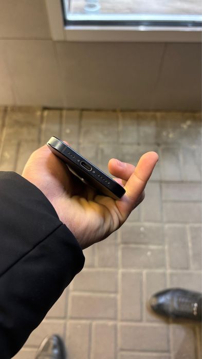 Iphone 15 pro 128гб емкость 90