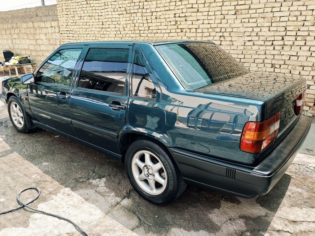 Volvo 850 сотилади