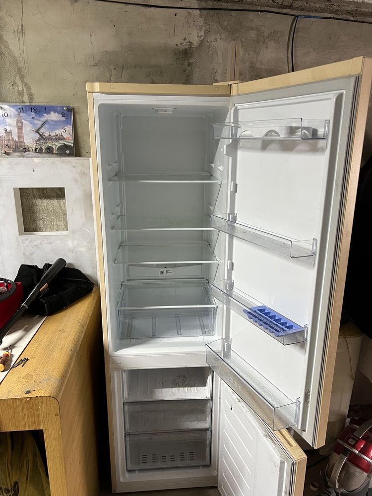 Продам холодильник no frost (не требует разморозки)
