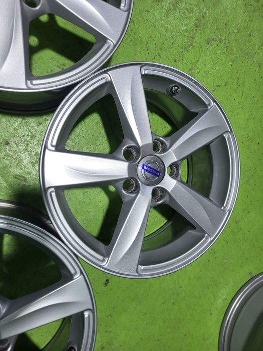 16 5x108 Volvo лети джанти 5х108 волво