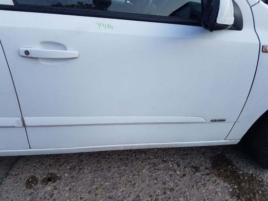 Usa / Portiera Dreapta Fata Opel Astra H 2004 - 2010 Cod Culoare Y474