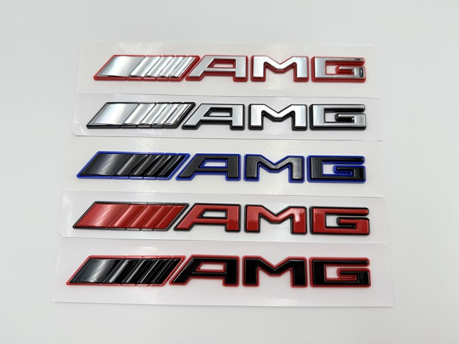 Emblema Mercedes AMG Bicolor spate crom/rosu