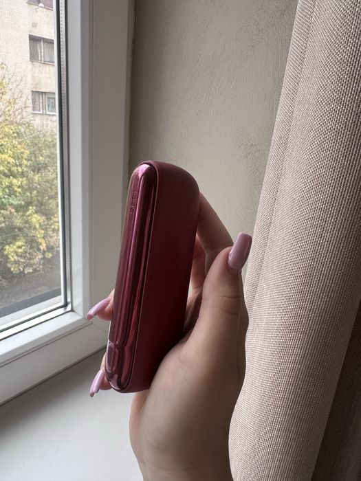 Iqos roz, folosit de cateva ori, fara defecte