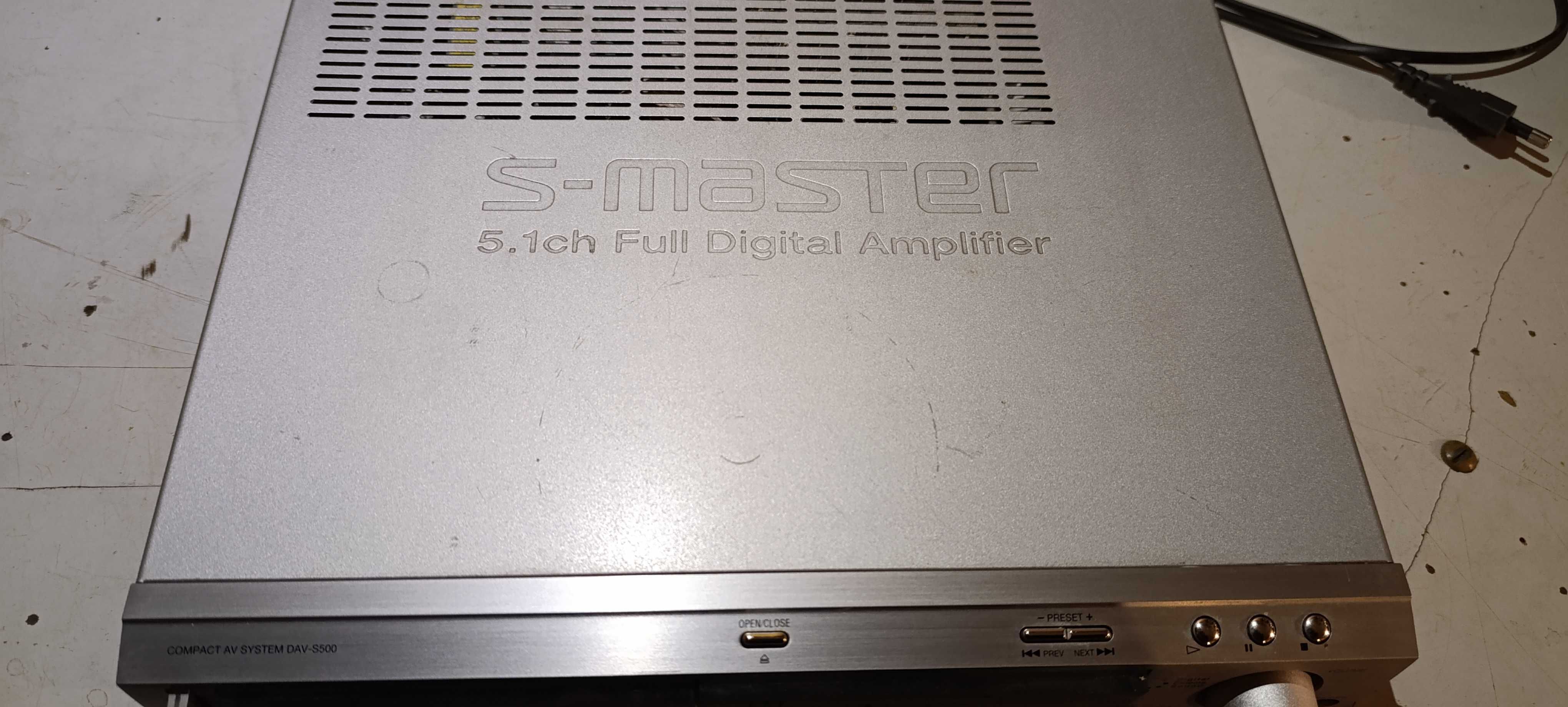 Продавам Sony HCD-S500