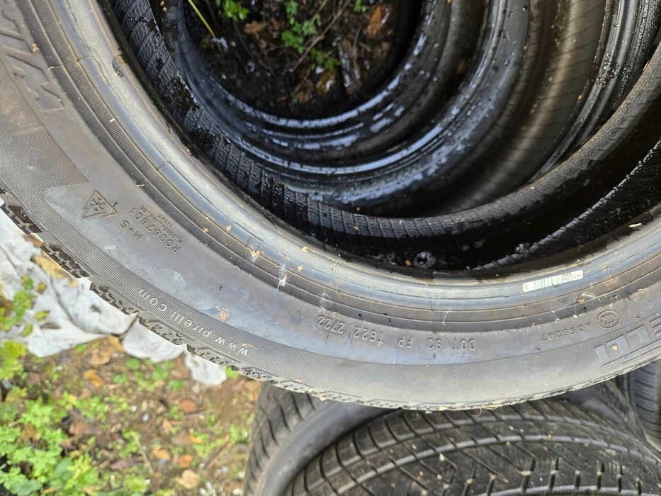 2бр. 195 55 17 Pirelli зимни.