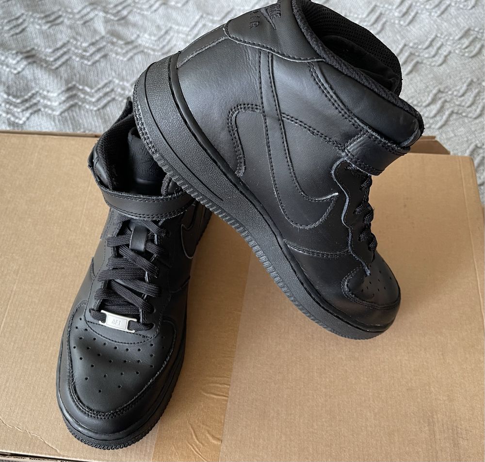 Nike Air Force 1 Mid ‘07 Black - 40