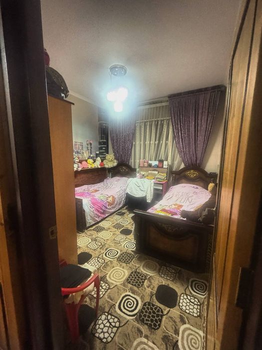 Продается 3/1/5 на массиве Хумоюн не торцевая