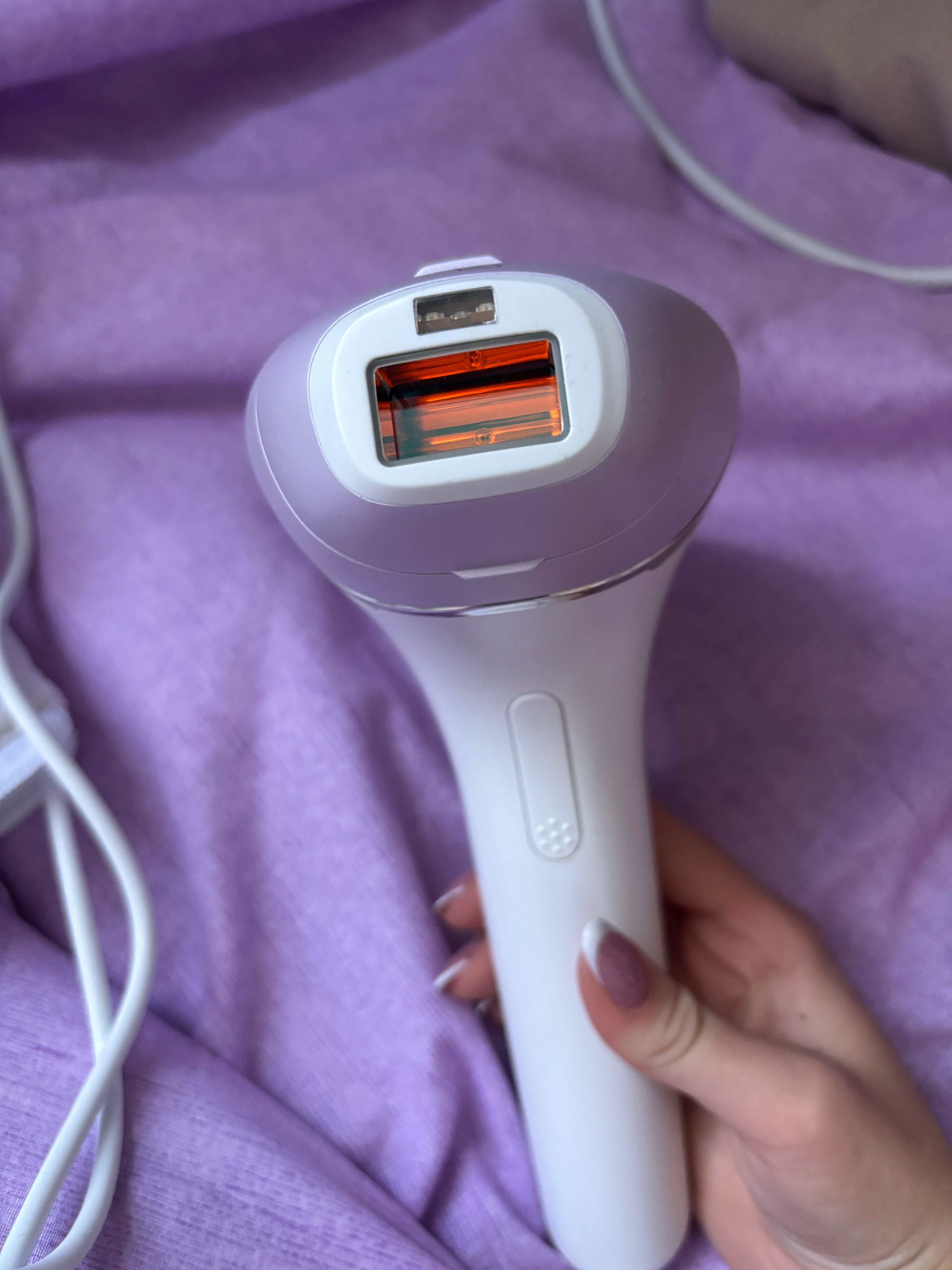 Philips Lumea
IPL 9900 Series Фотоепилатор