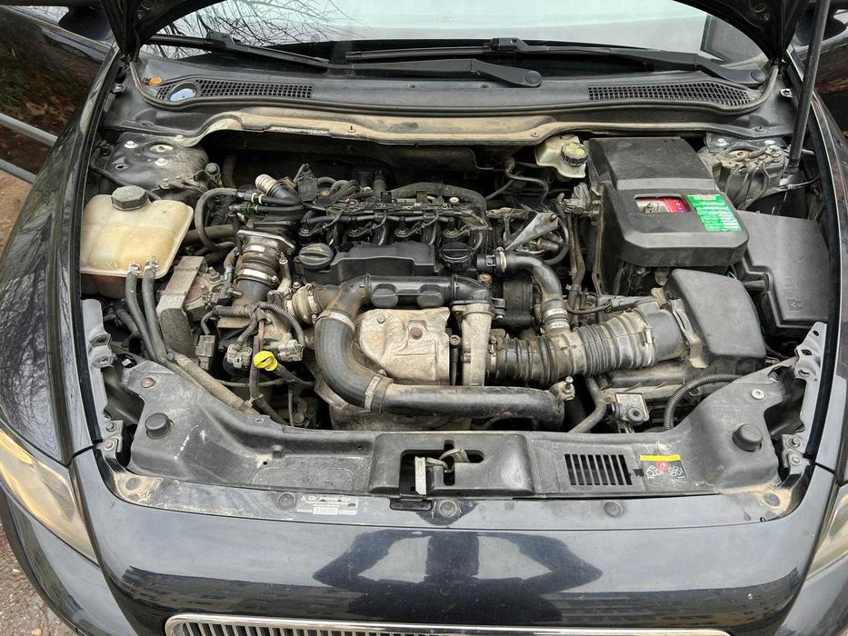 Vand Volvo V50 pentru dezmembrari complet