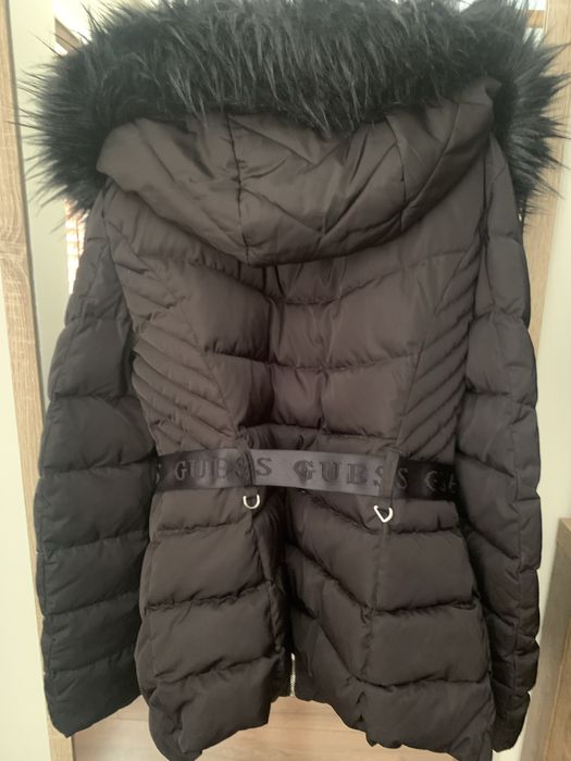Пухено яке Guess