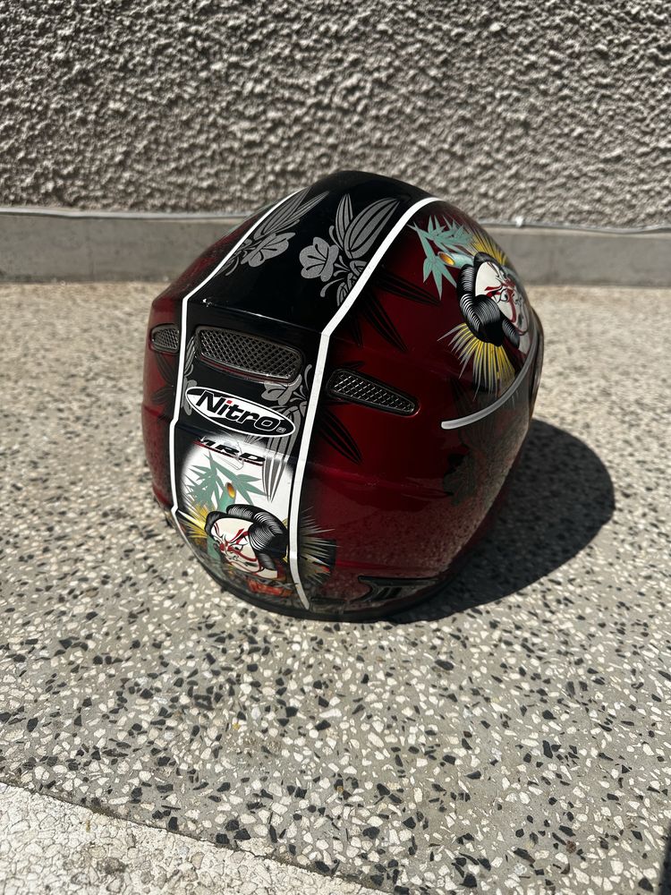 Каска Nitro Racing