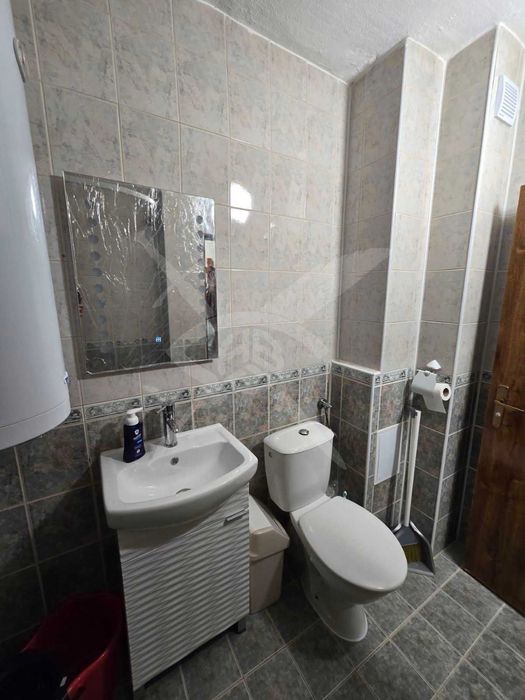 Дава се под наем Двустаен апартамент в Пловдив, Център - 70 кв.м за 561 € - Снимка #4