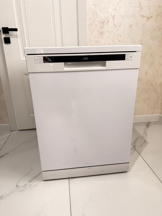 Продам новую посудомоечную машину