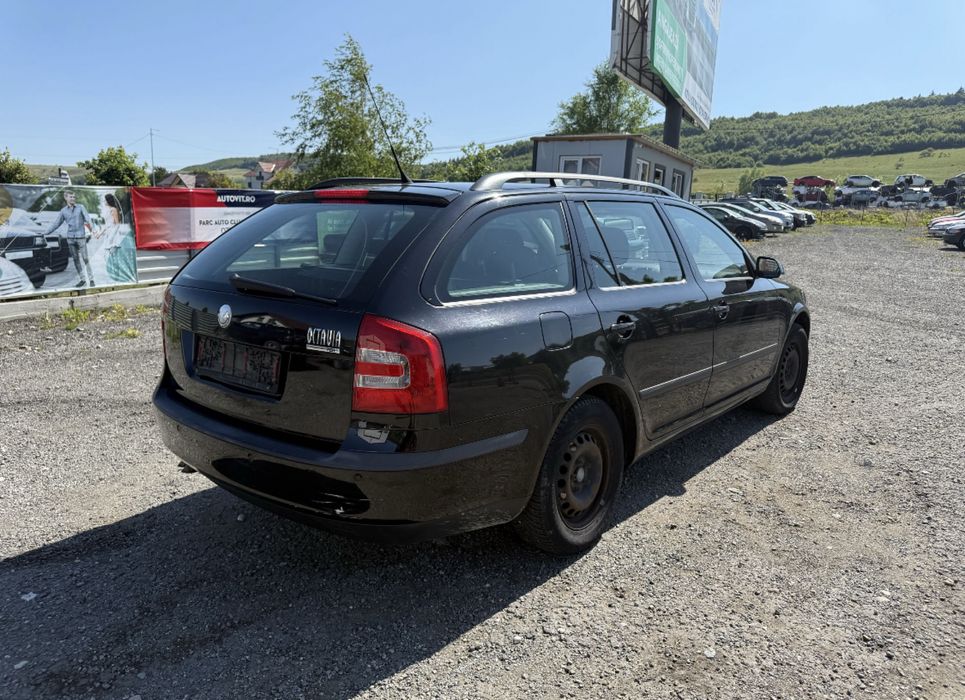 plansa bord skoda octavia 2 dezmembrari vw skoda