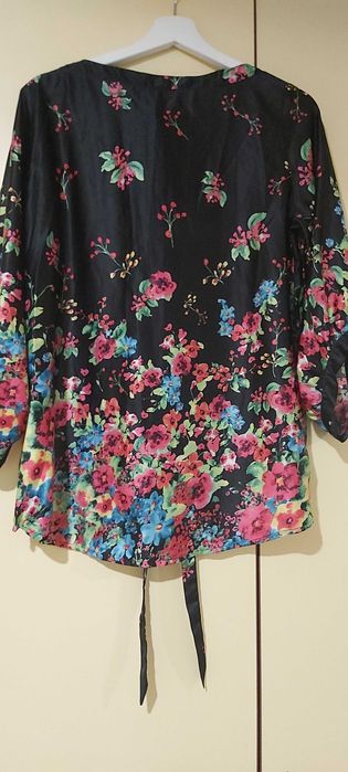 2 camasi din saten NOI, marci scumpe