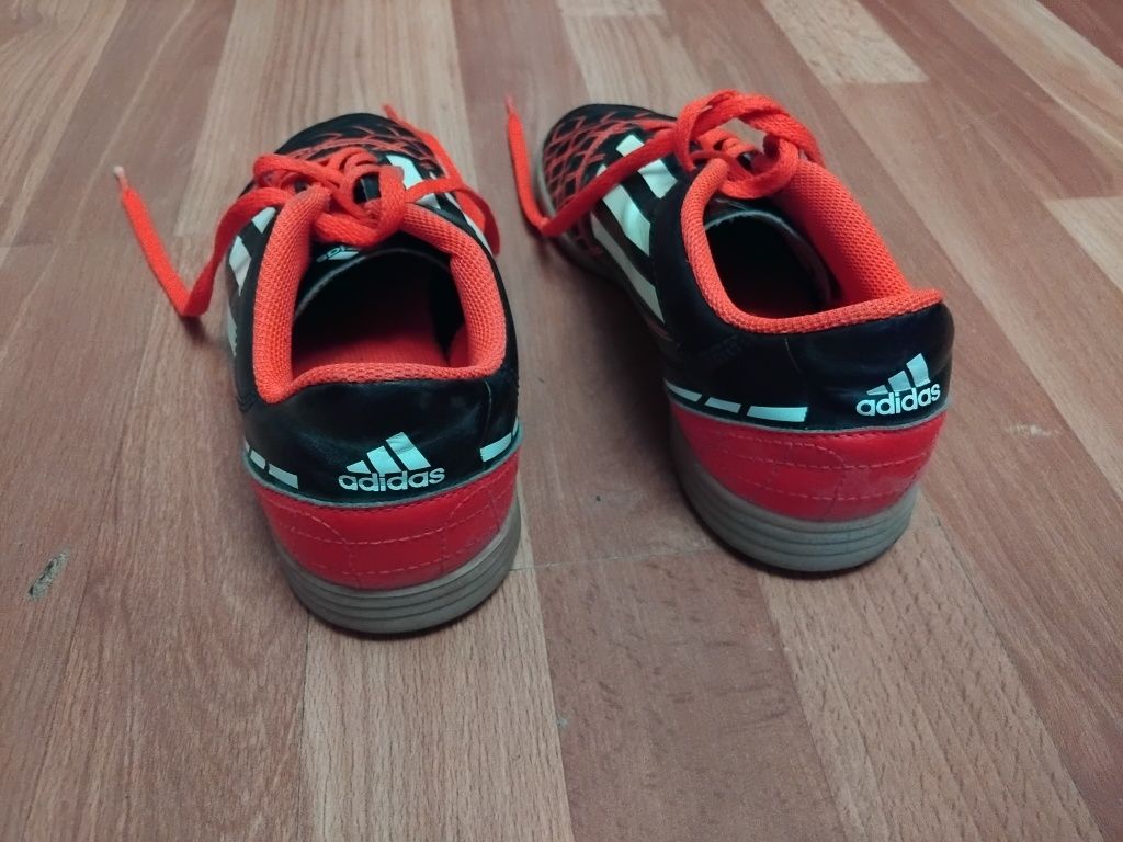 ADIDAS - дамски маратонки