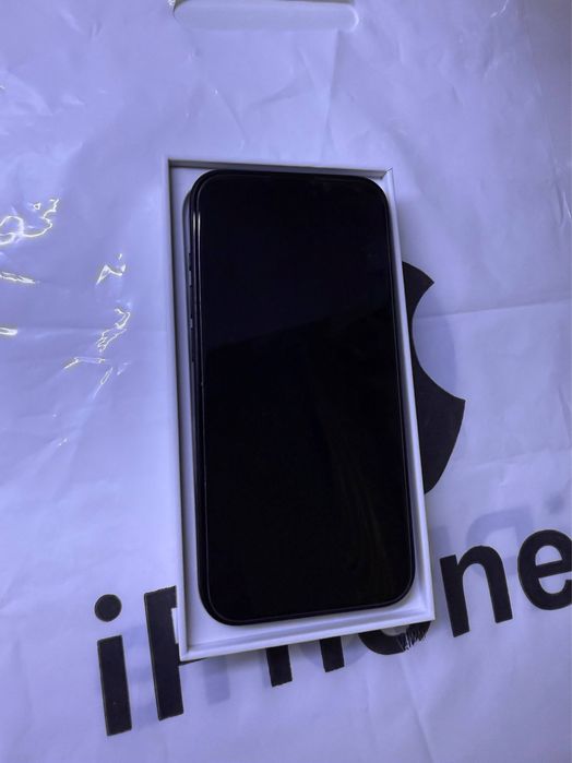 Iphone 15 pro в хорошем состоянии