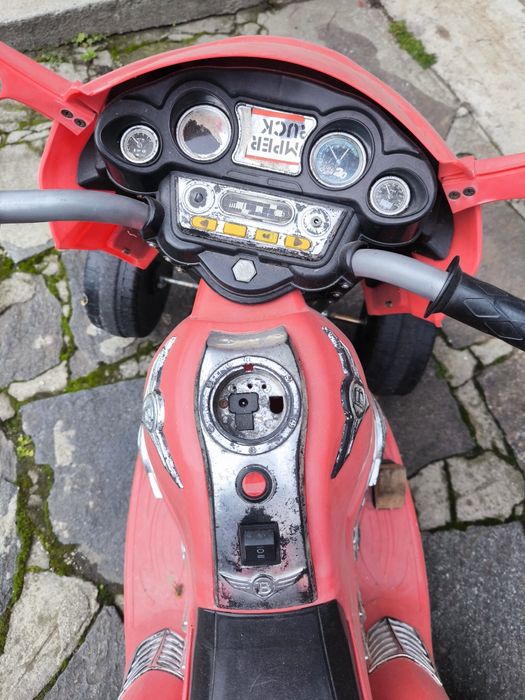 Бързо детско моторче