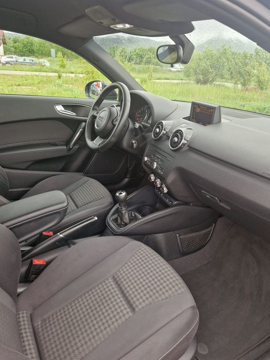 Audi A1,Benzina /Navigație/Led/Bi-xenon/Euro 5 /Import Germania.