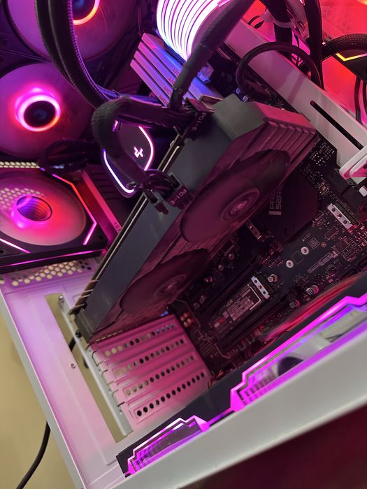 Игровая Видеокарта GTX 1070 8GB