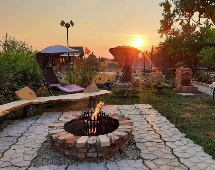 Inchiriez foisor/locatie