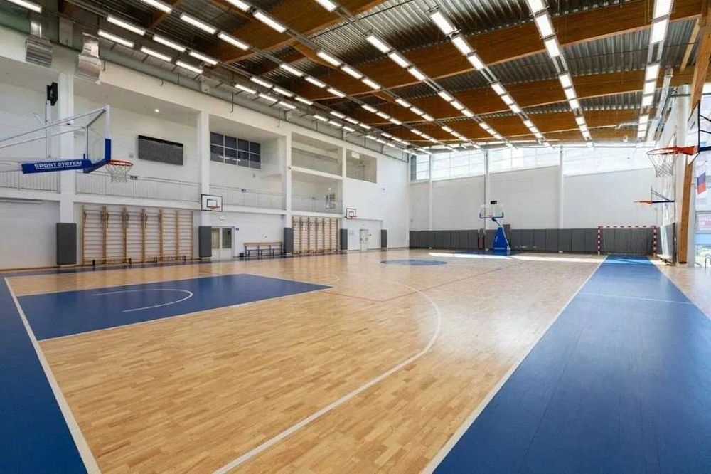 Спорт Зал: Волейбол , Футзал, баскетбол ориентир Сам Дар