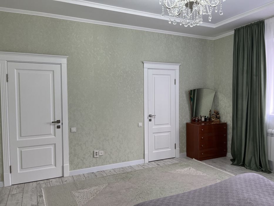 Продается спальний гарнитур