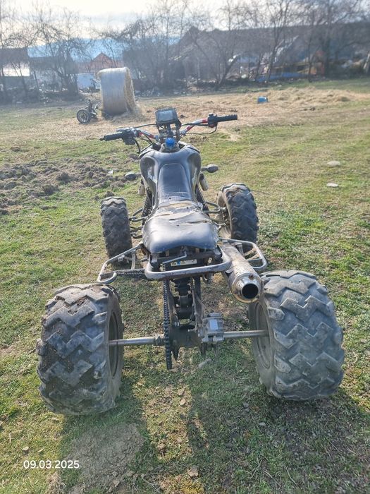 Vând atv de 300cc
