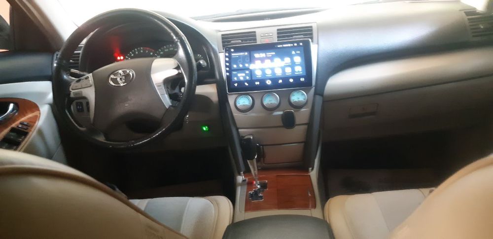 Срочно автомобиль Тойота Камри 40, сотилади