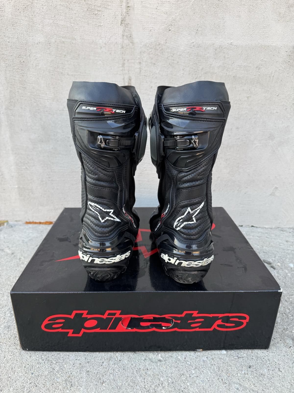 Продавам мото ботуши Alpinestars