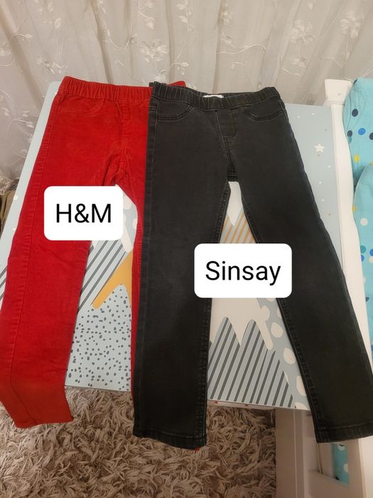 Vand pantaloni pentru fete, marimea 122