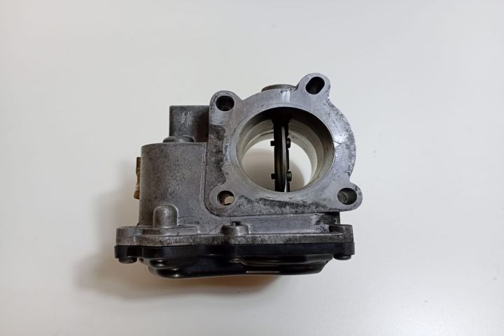 Clapeta acceleratie 2.0 dci 8200987453B Renault Megane a 3-a generati