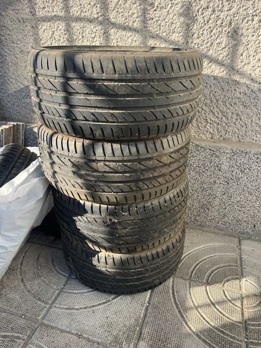 Летни гуми 19 255/35