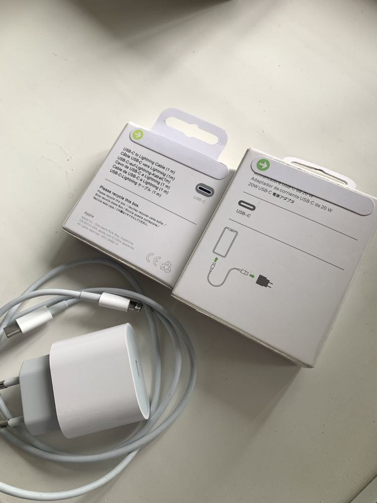 Зарядка Apple для айфона
