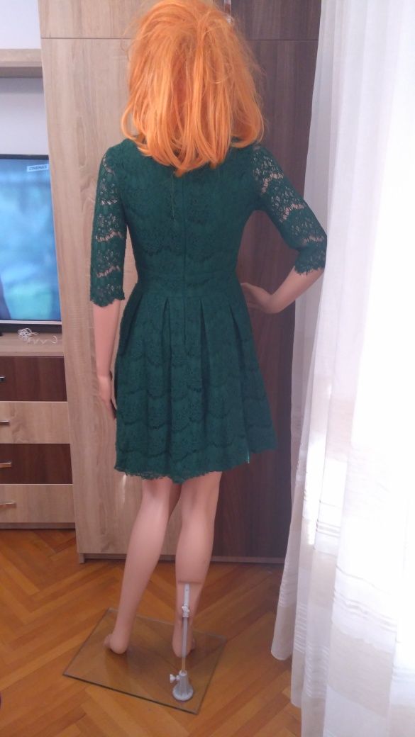 rochie dantela seara eleganta